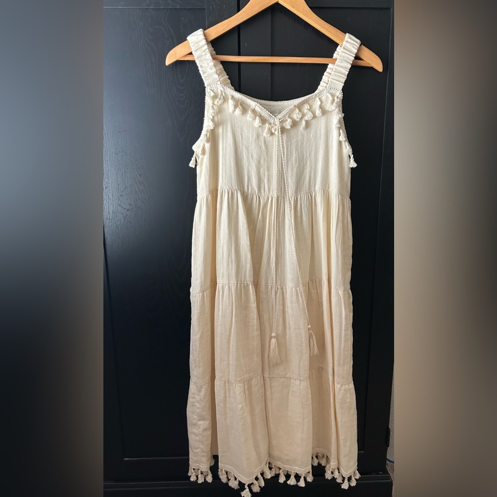 NWT Moon River Cream maxi dress